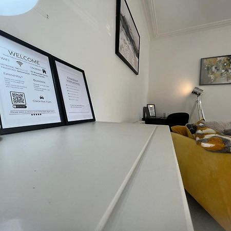 Vila Long Term Offers Message For Prices Sleeps 6 Adults, Contractors, Relocators, Travellers Halifax Exteriér fotografie